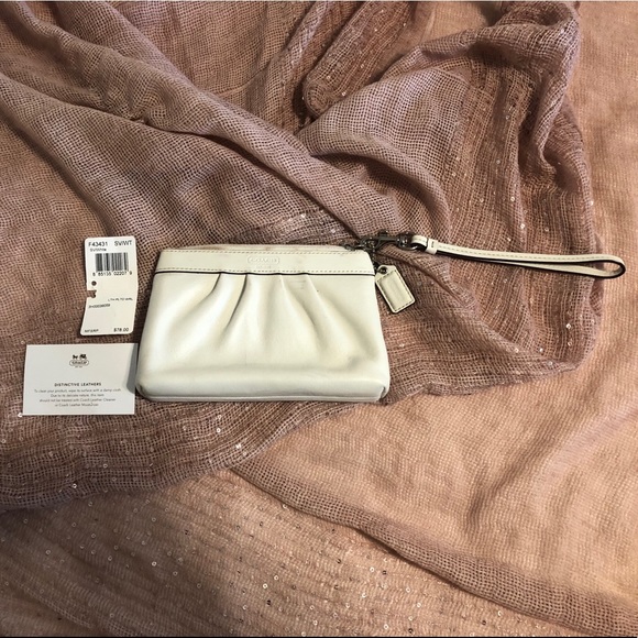 Coach White Leather Wristlet - Picture 1 of 3